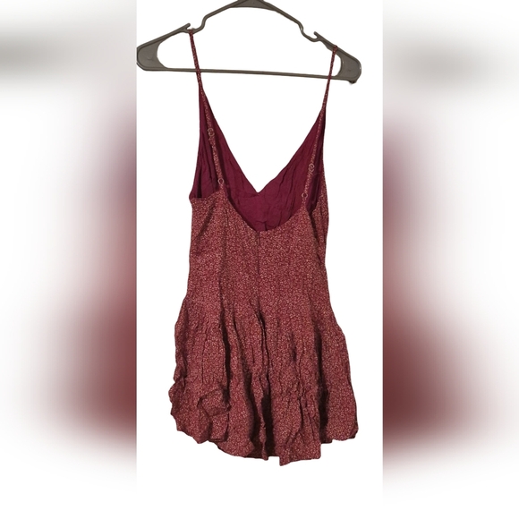 Princess Polly Red Smocked Ruffled Romper - Picture 3 of 7